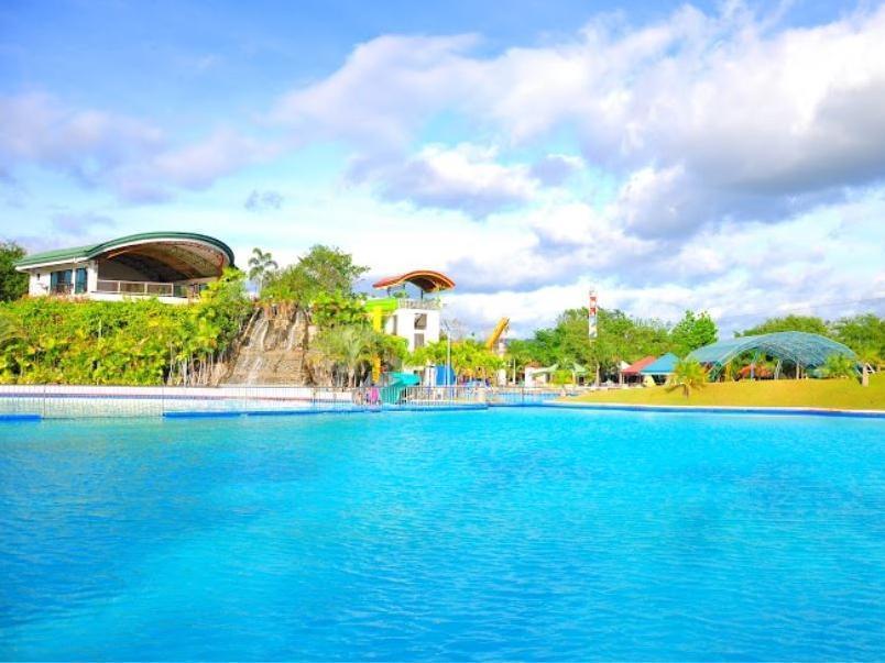 Club Manila East Taytay Apartment Екстериор снимка