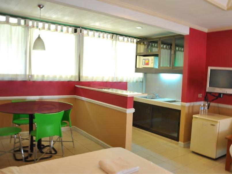 Club Manila East Taytay Apartment Екстериор снимка